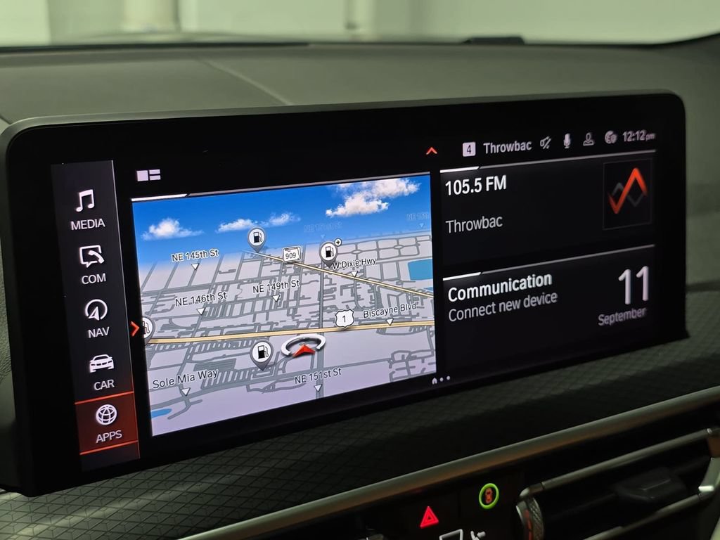Used 2022 BMW X4 xDrive30i w/ M Sport Package 2 AWD/4WD image 16
