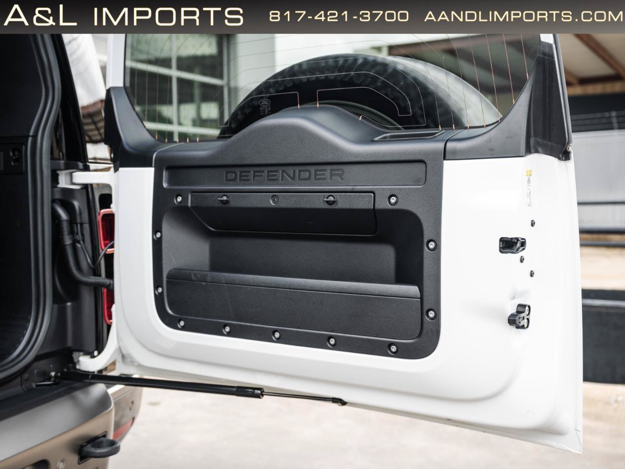 Used 2023 Land Rover Defender 110 X-Dynamic SE AWD/4WD image 63