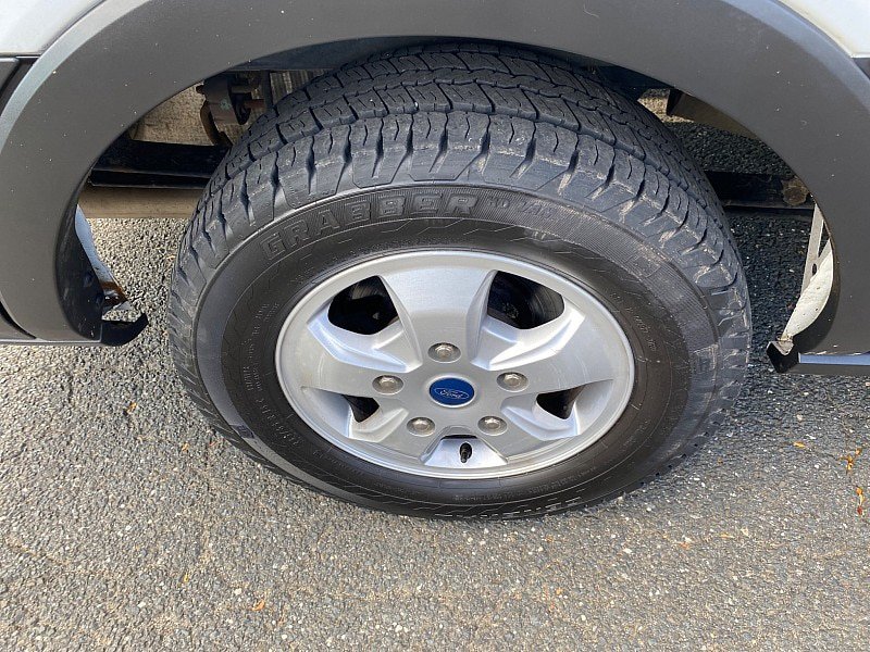 Certified 2019 Ford Transit 350 XLT RWD image 16