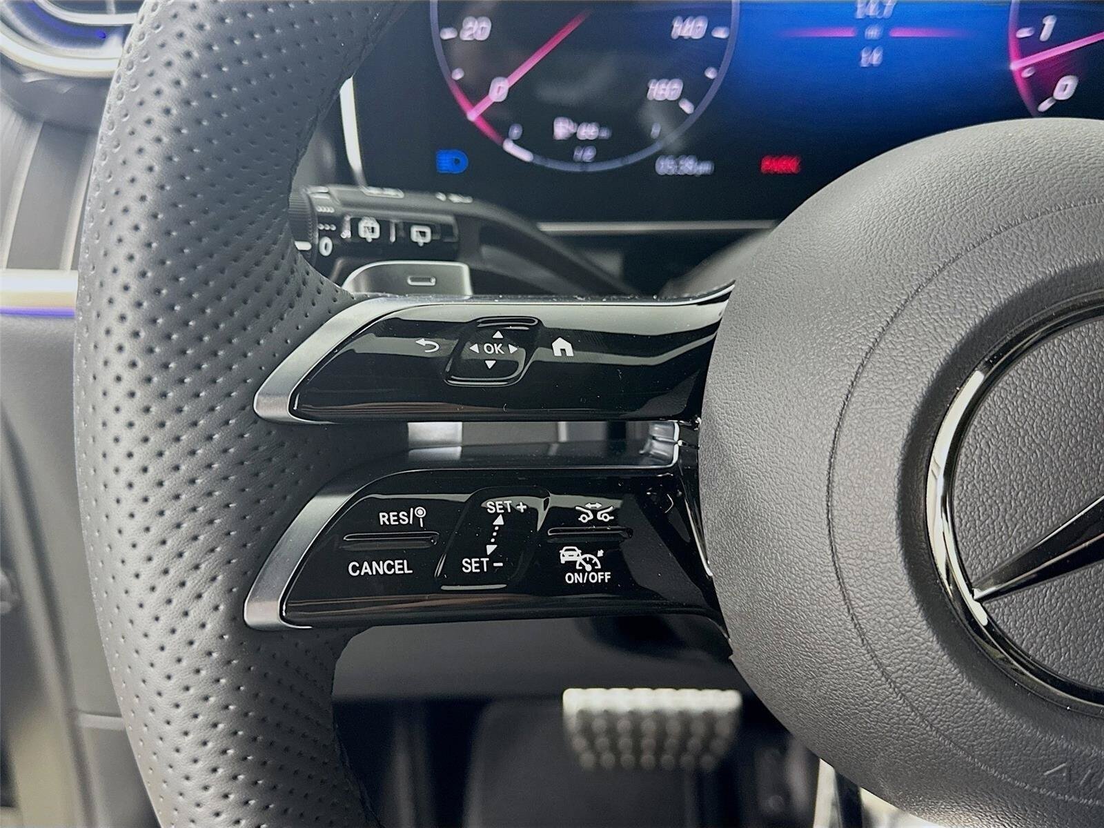 Certified 2026 Mercedes-Benz GLC 300 4MATIC image 12