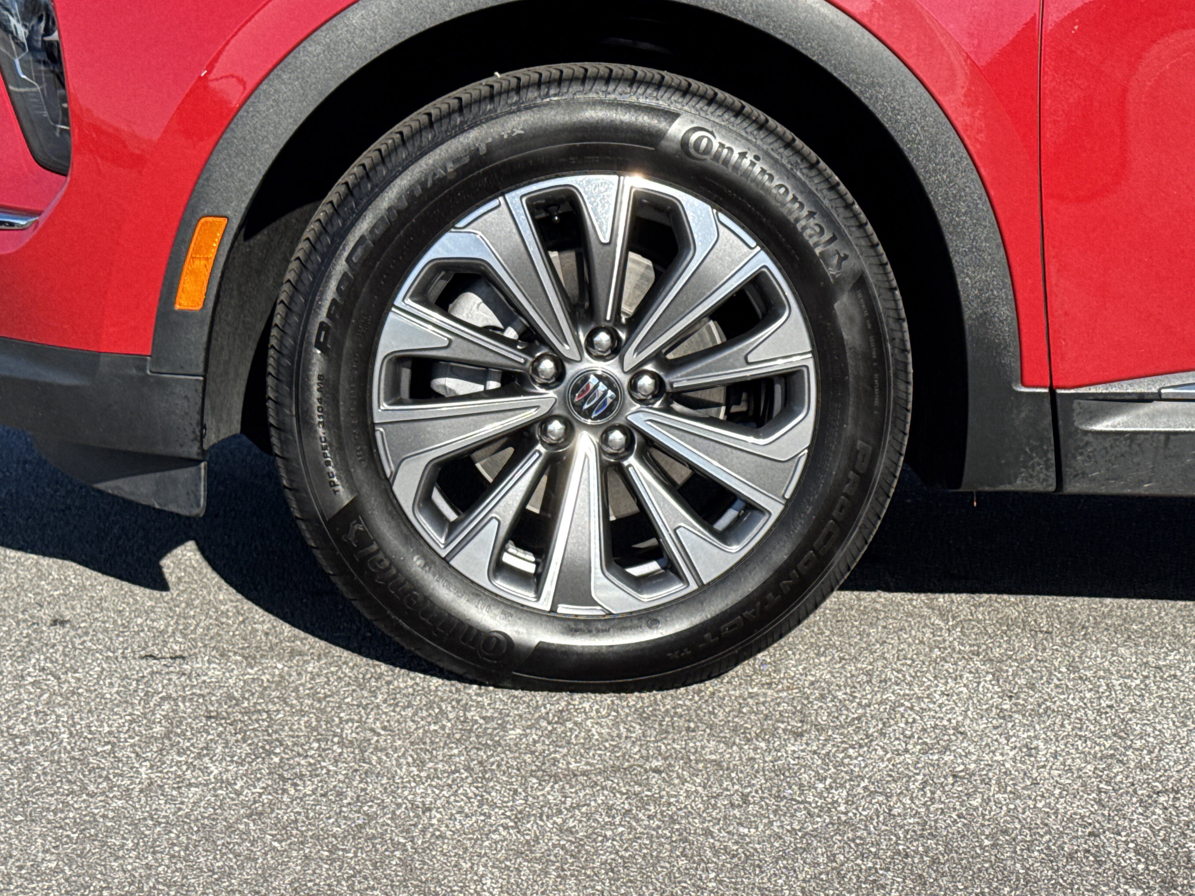 Used 2025 Buick Envision Preferred image 13