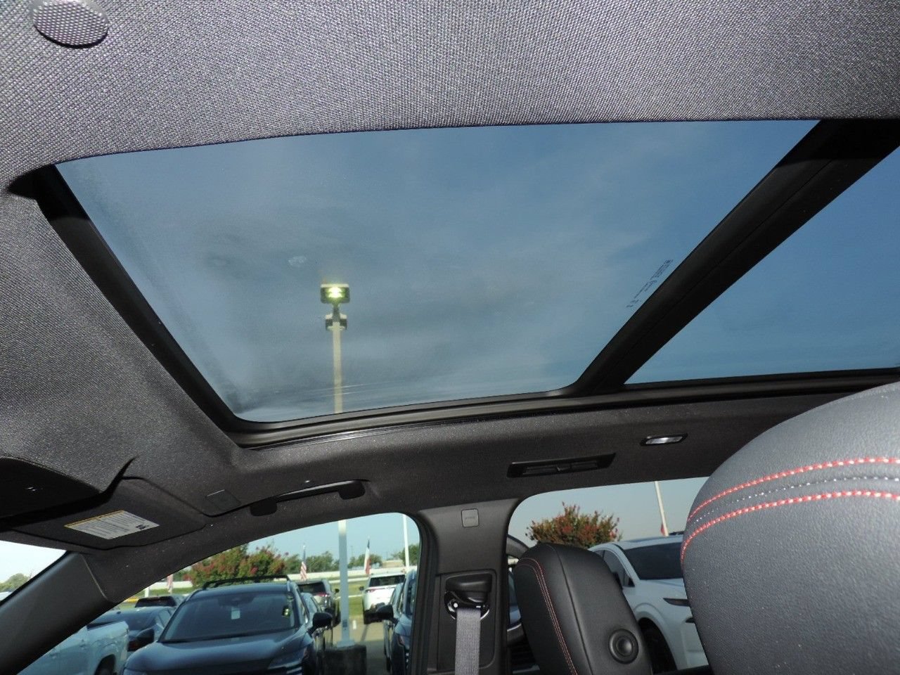 Used 2024 Chevrolet Traverse RS w/ LPO, Floor Liner Package FWD image 19