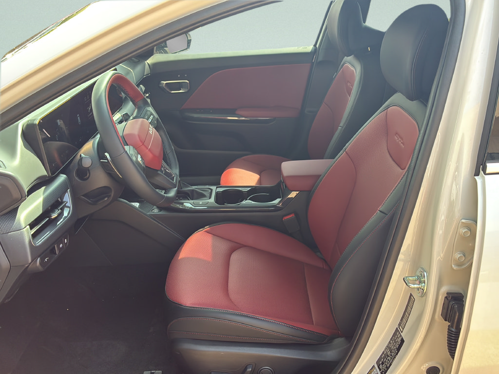 New 2026 Kia K4 GT-Line w/ GT-Line Premium Package FWD image 22