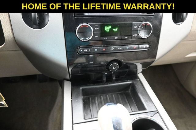 Used 2013 Ford Expedition EL Limited AWD/4WD image 32