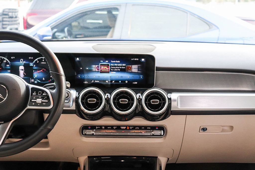 Used 2021 Mercedes-Benz GLB 250 image 15