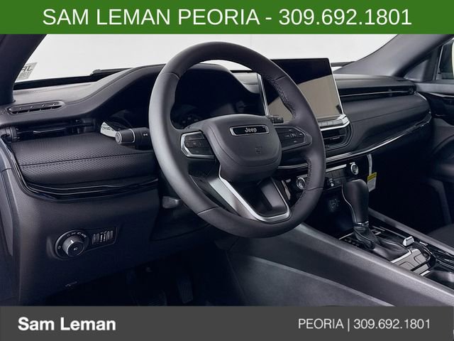 New 2026 Jeep Compass Latitude image 9