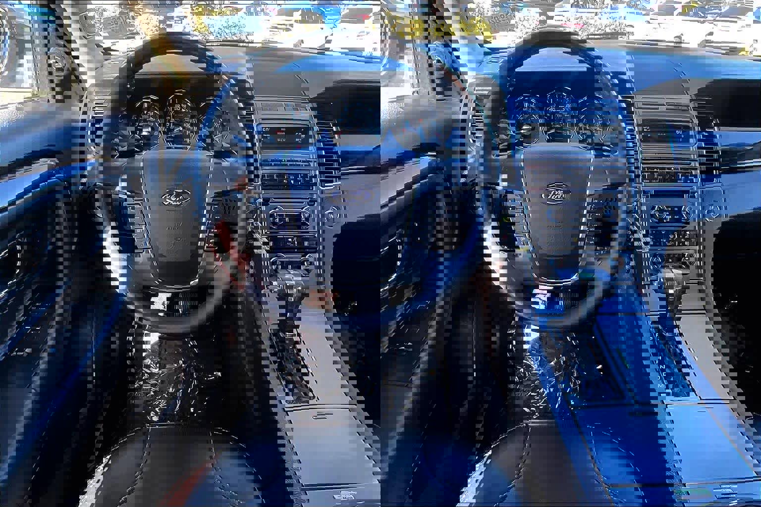 Used 2010 Ford Taurus Limited image 5