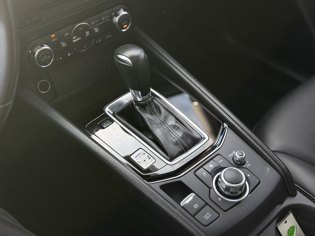 Used 2018 MAZDA CX-5 Touring w/ Preferred Equipment Package image 18