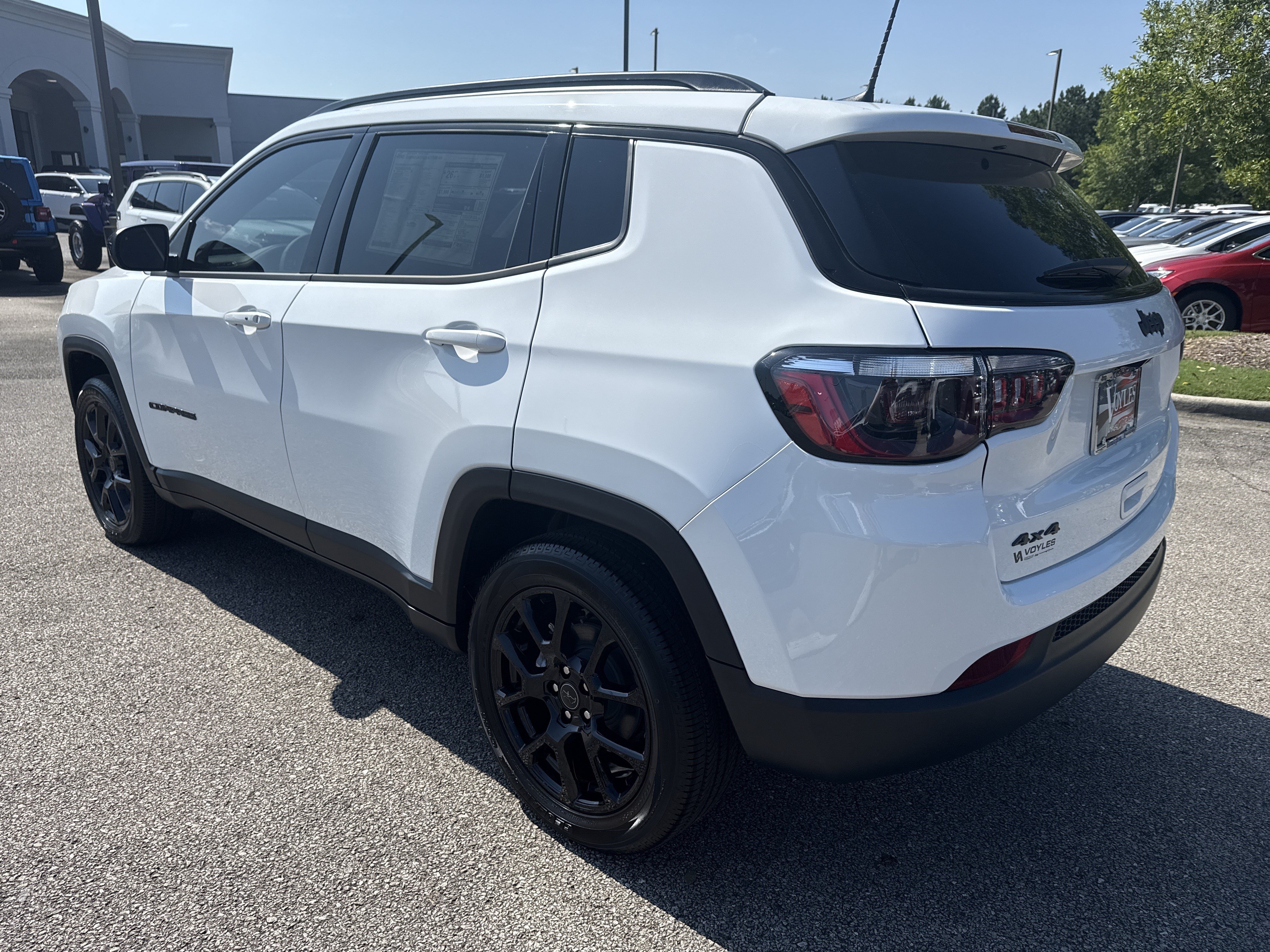 New 2026 Jeep Compass Latitude AWD/4WD image 5