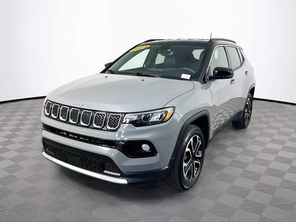 Certified 2024 Jeep Compass Limited AWD/4WD image 5