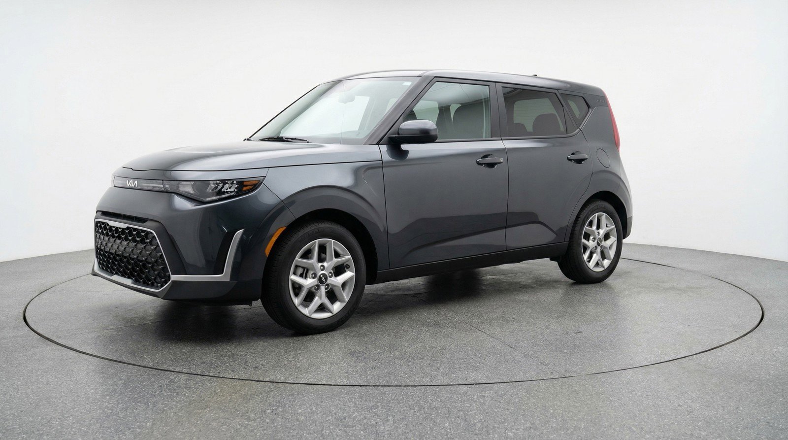 Used 2025 Kia Soul LX w/ LX Technology Package image 3