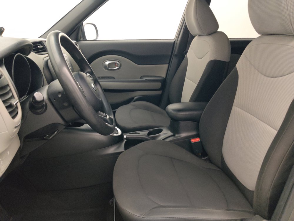 Used 2015 Kia Soul FWD image 17