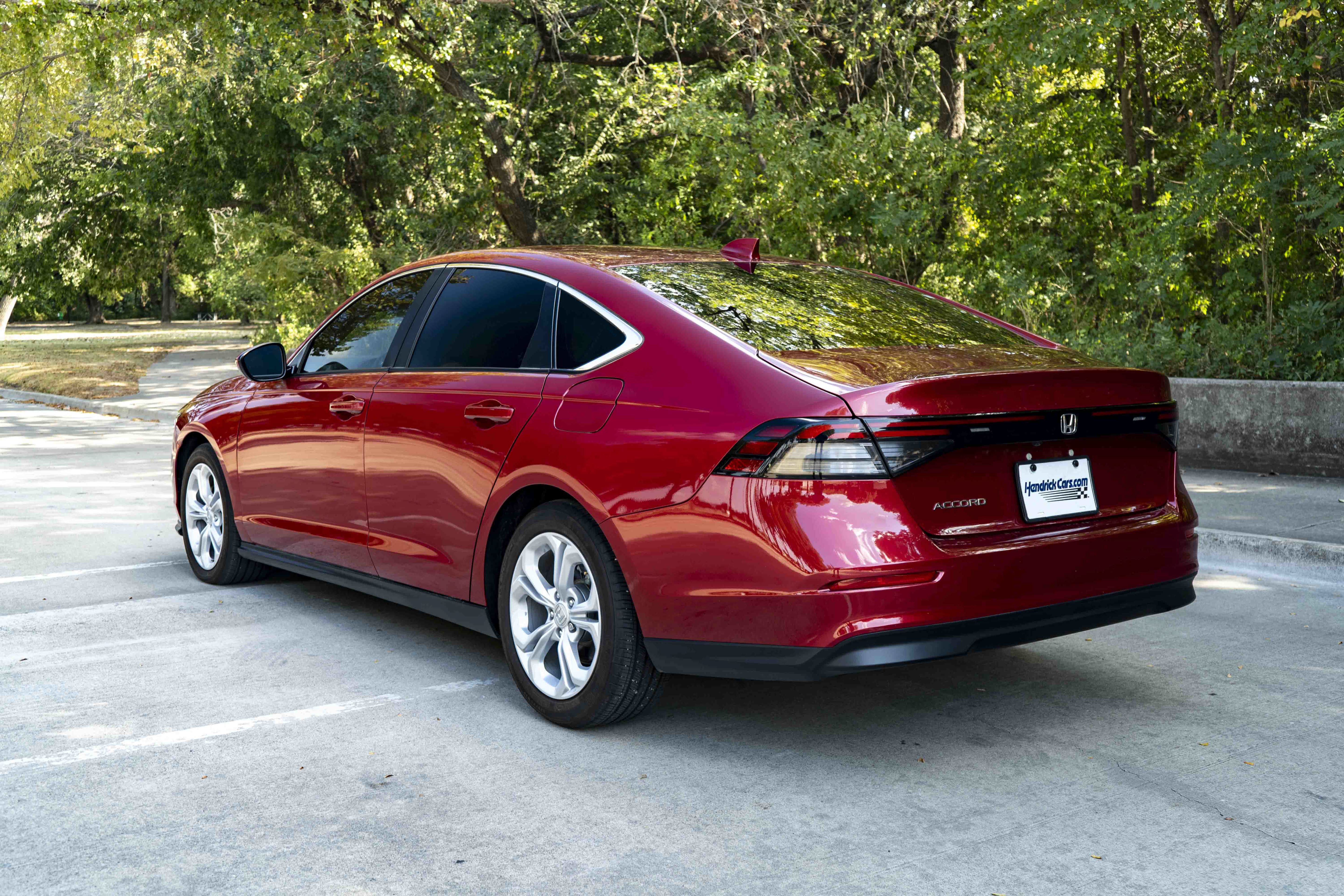 Used 2025 Honda Accord LX image 7