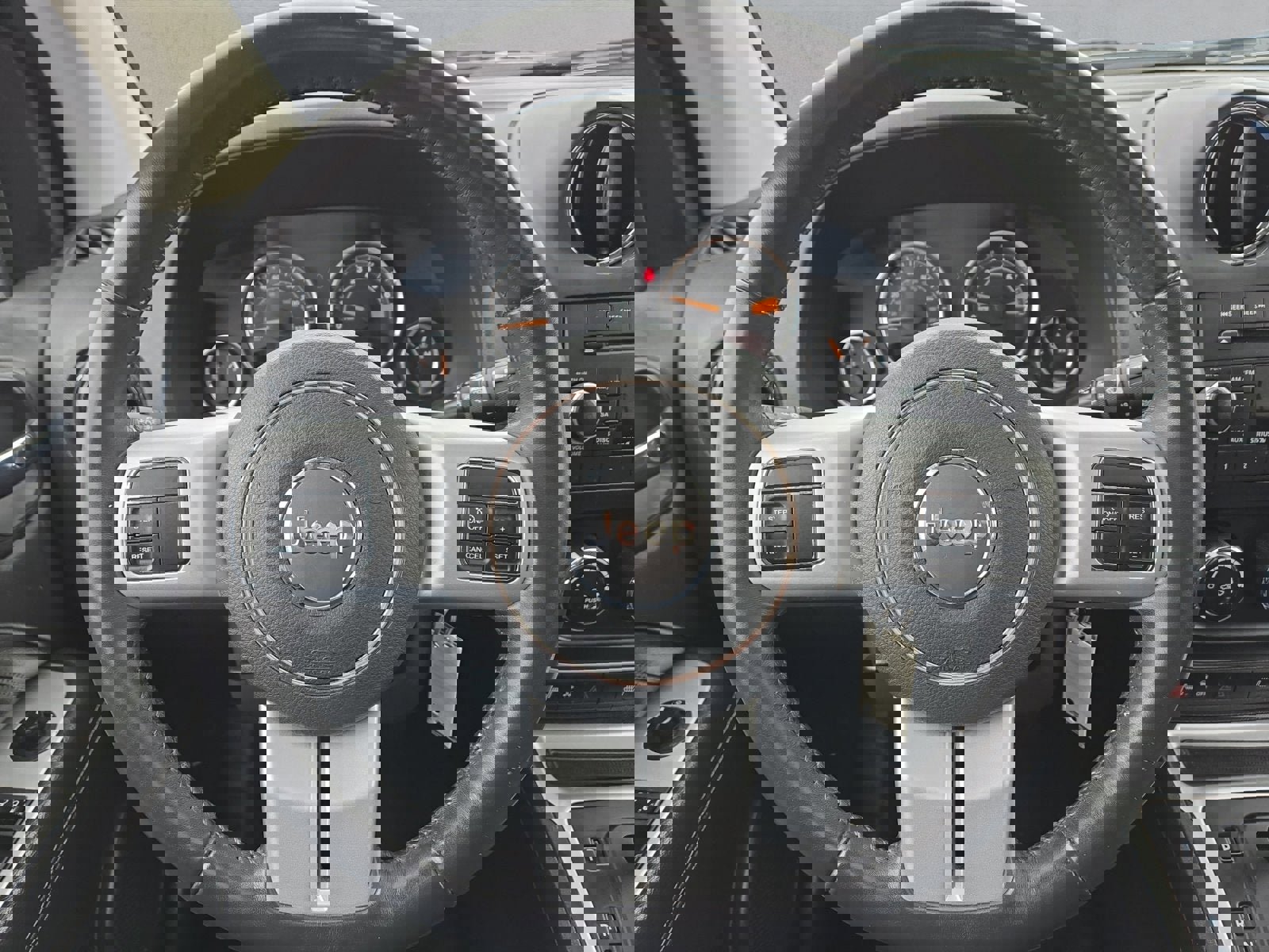 Used 2017 Jeep Compass High Altitude image 13