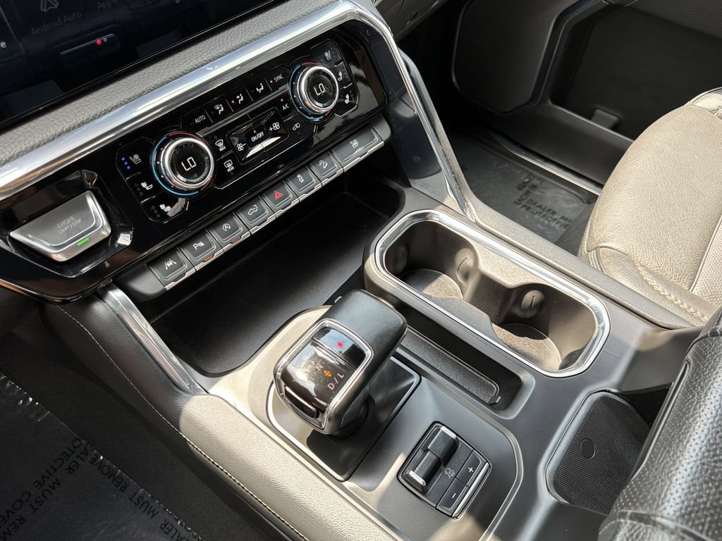 Used 2024 GMC Sierra 1500 Denali AWD/4WD image 7