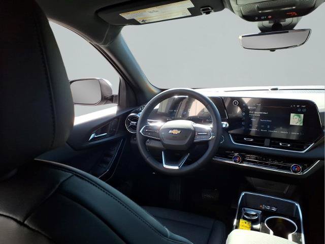 Used 2027 Chevrolet Equinox LT w/ Convenience Package II FWD image 9