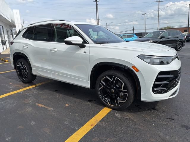 New 2026 Volkswagen Tiguan SEL R-Line AWD/4WD image 10