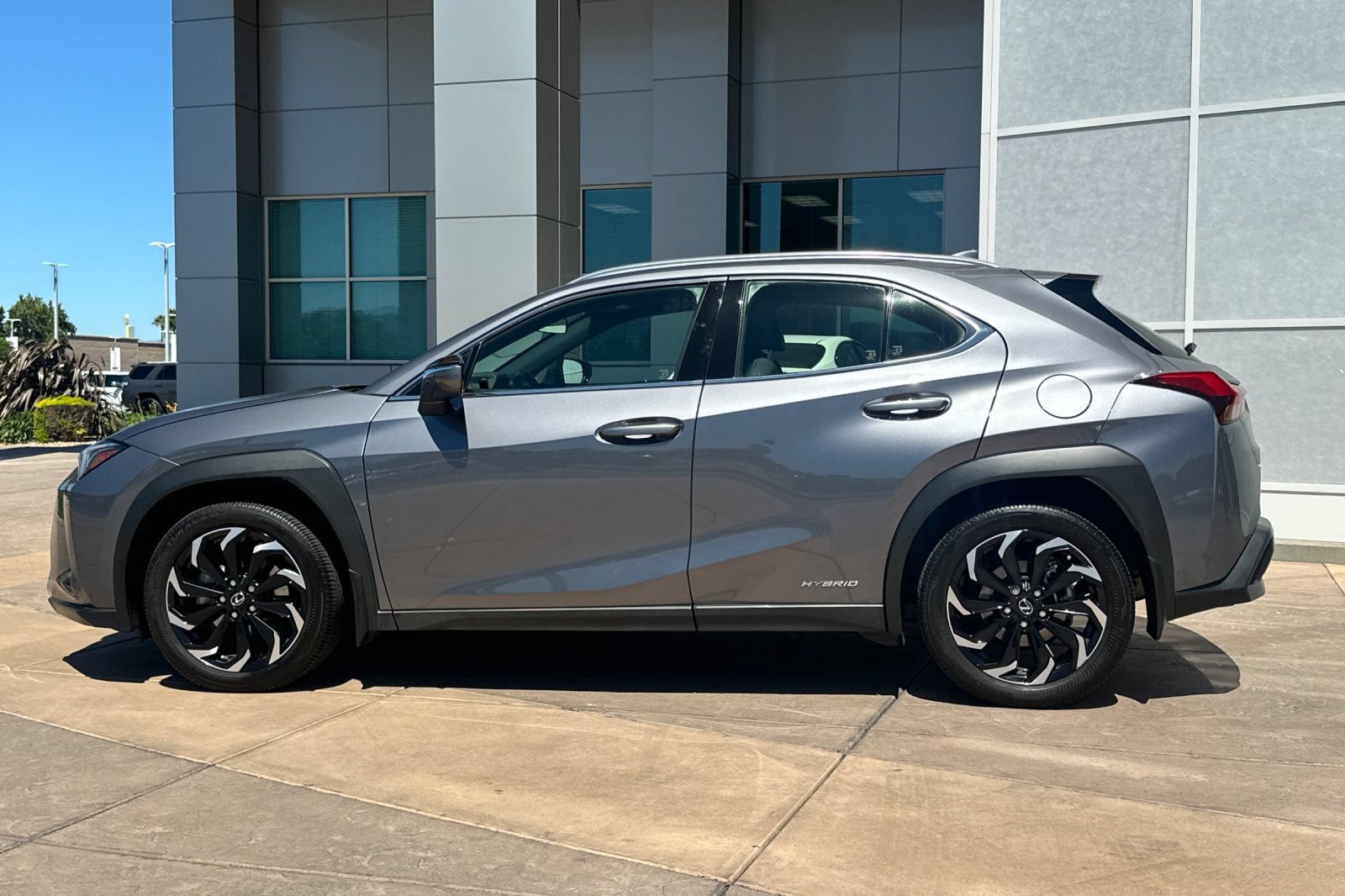 Used 2020 Lexus UX 250h w/ Accessory Package 2 AWD/4WD image 7