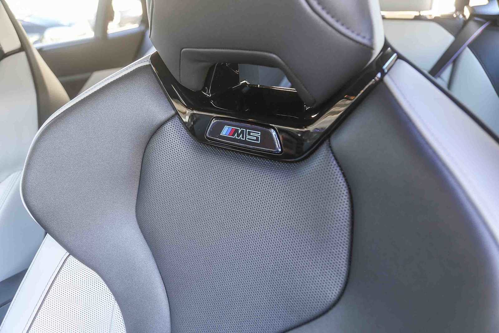 New 2026 BMW M5 Touring image 21