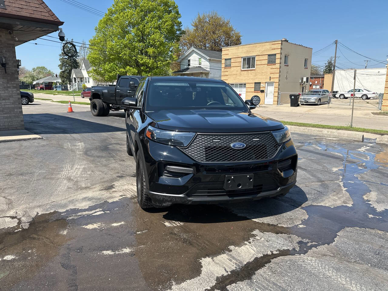 Used 2021 Ford Explorer 4WD Police Interceptor w/ Ready For The Road Package image 3