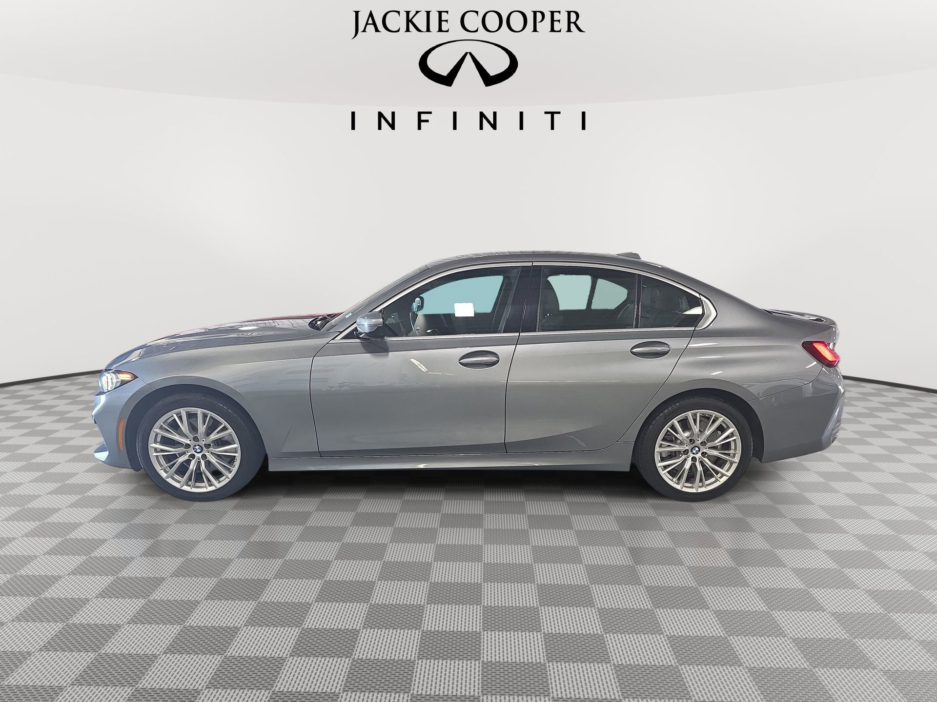 Used 2024 BMW 330i Sedan image 8