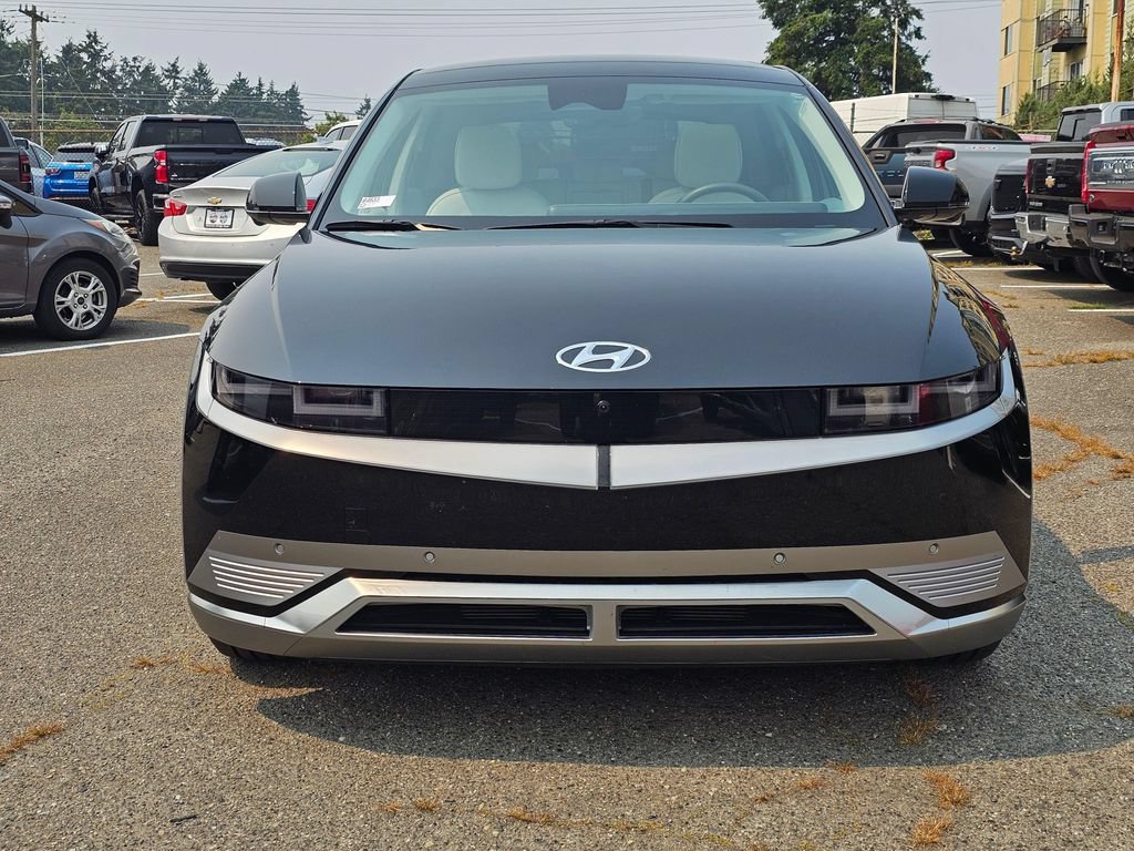 Used 2023 Hyundai Ioniq 5 Limited w/ Cargo Package AWD/4WD image 2