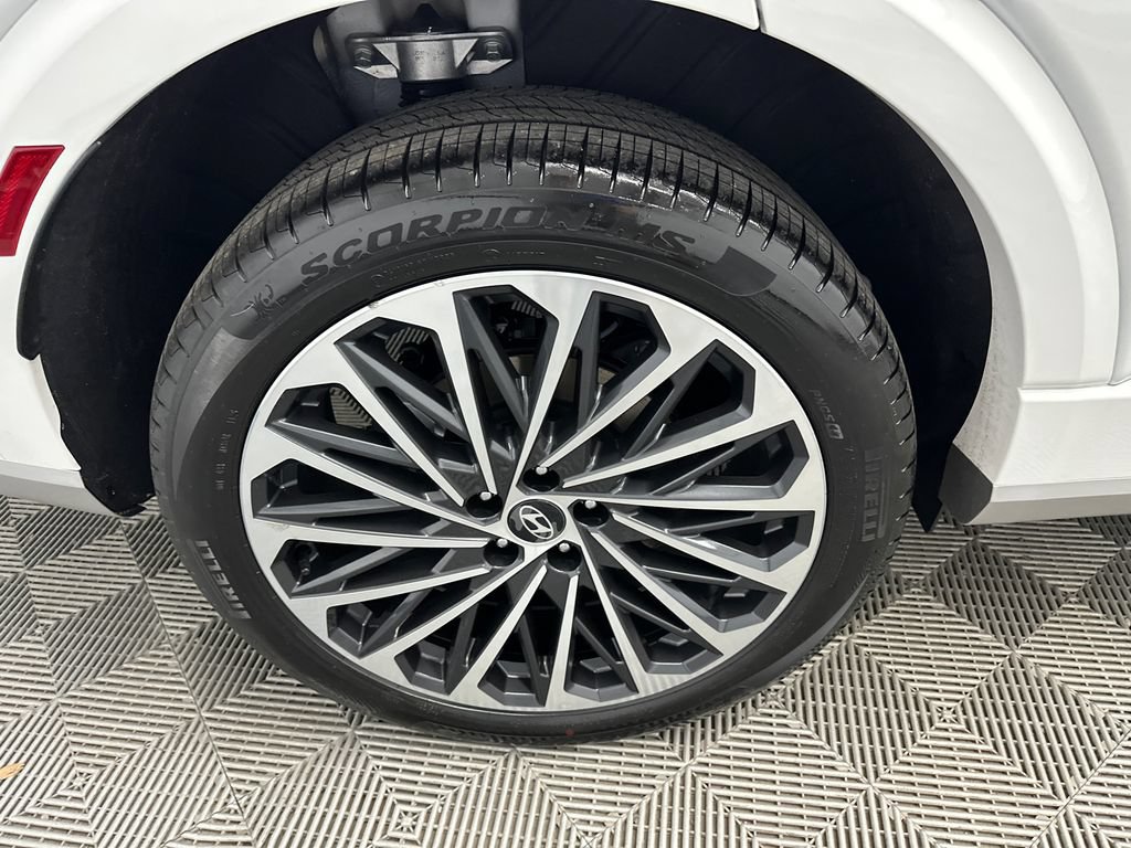 Used 2026 Hyundai Palisade Calligraphy FWD image 19