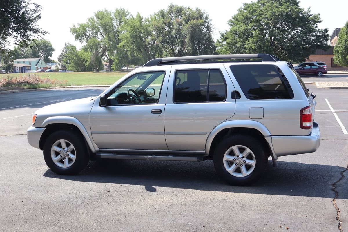 Used 2003 Nissan Pathfinder SE w/ SE Popular Pkg AWD/4WD image 8