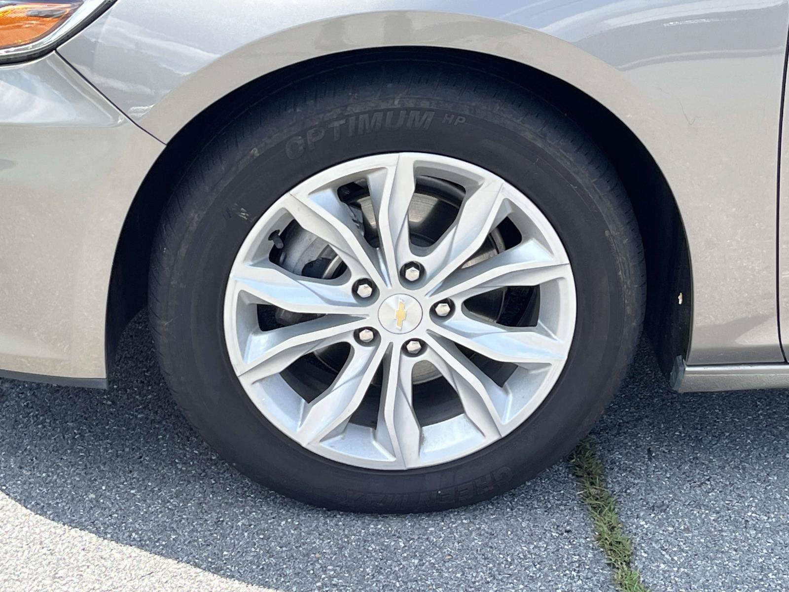 Used 2024 Chevrolet Malibu LT FWD image 12