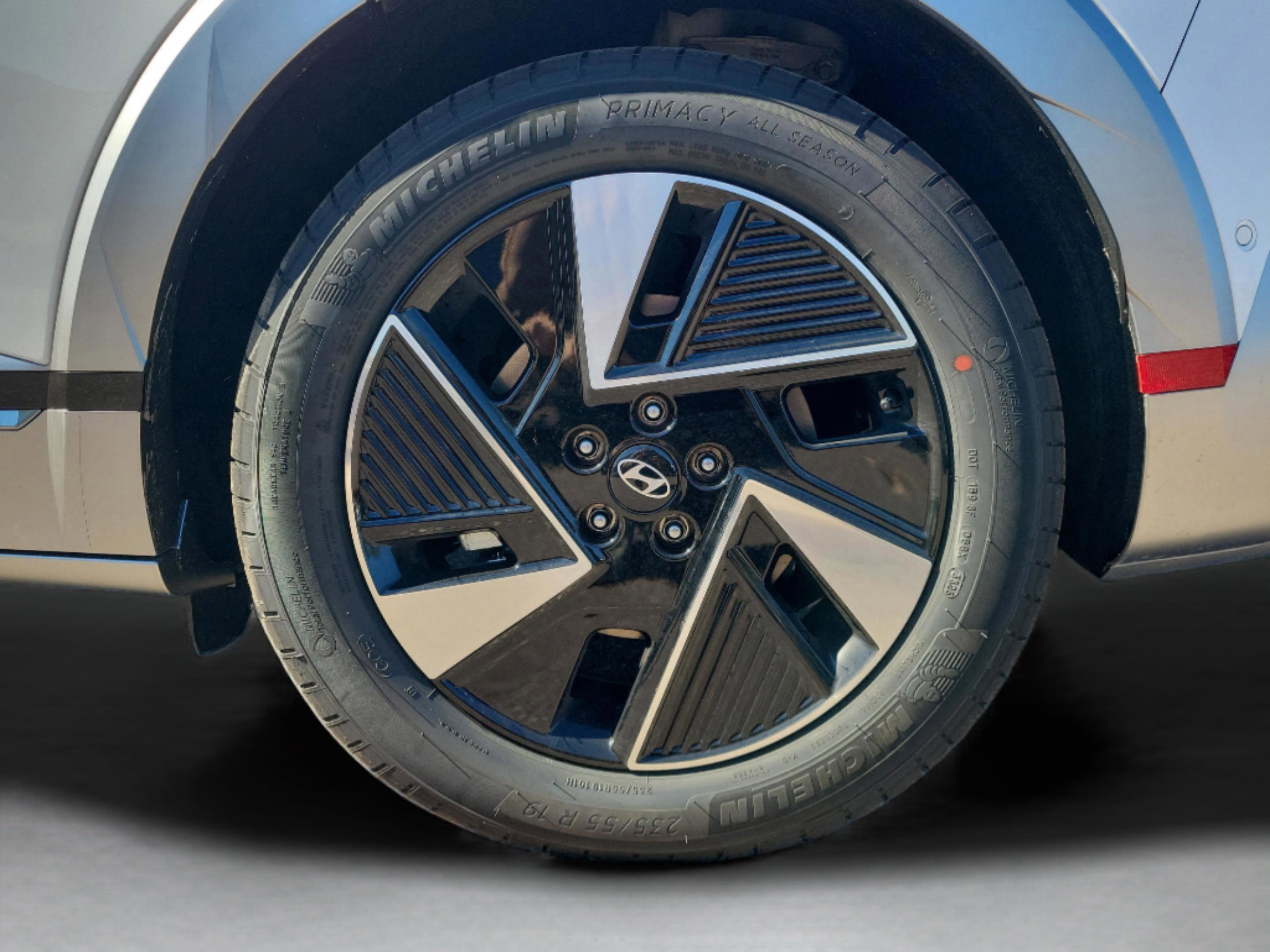 New 2026 Hyundai Ioniq 5 Limited image 39