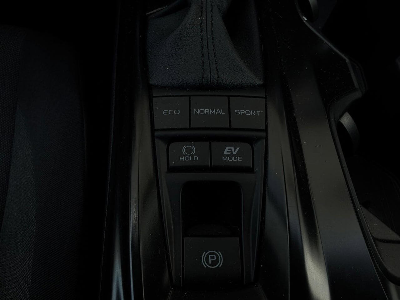 Used 2026 Toyota Camry LE FWD image 25