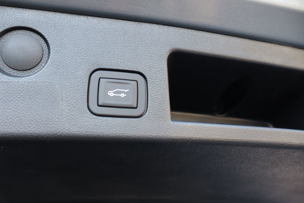 New 2026 Chevrolet Equinox RS w/ Convenience Package III FWD image 28
