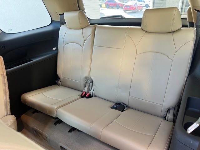 Used 2010 GMC Acadia SLT FWD image 11