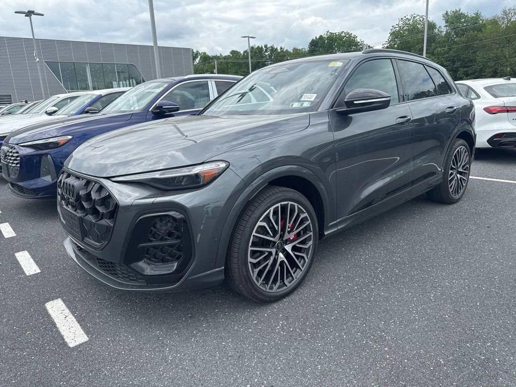 New 2026 Audi SQ5 Premium Plus AWD/4WD image 2