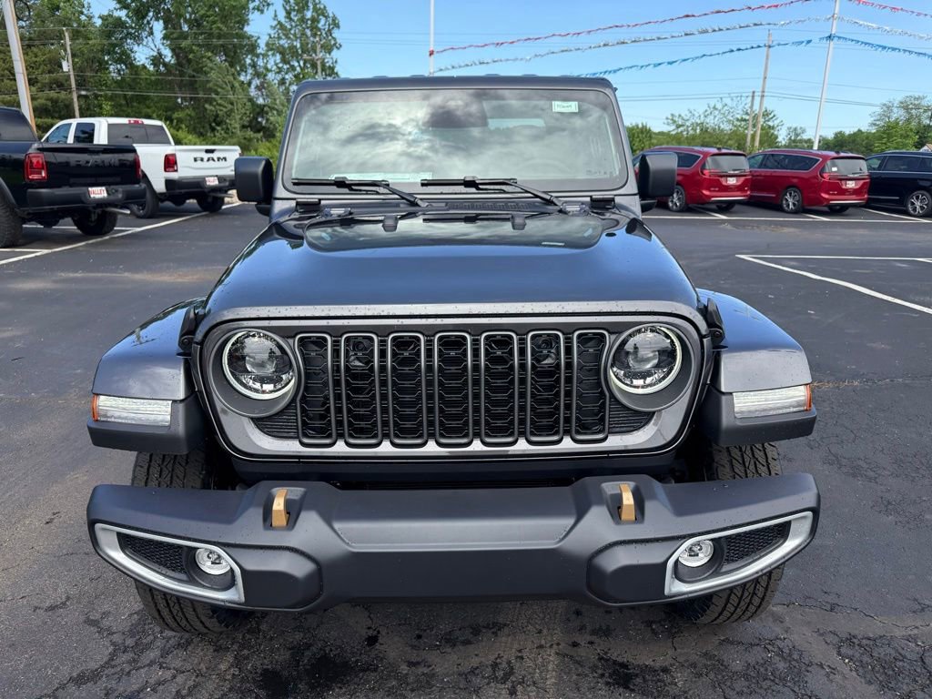 New 2026 Jeep Gladiator Sport AWD/4WD image 3