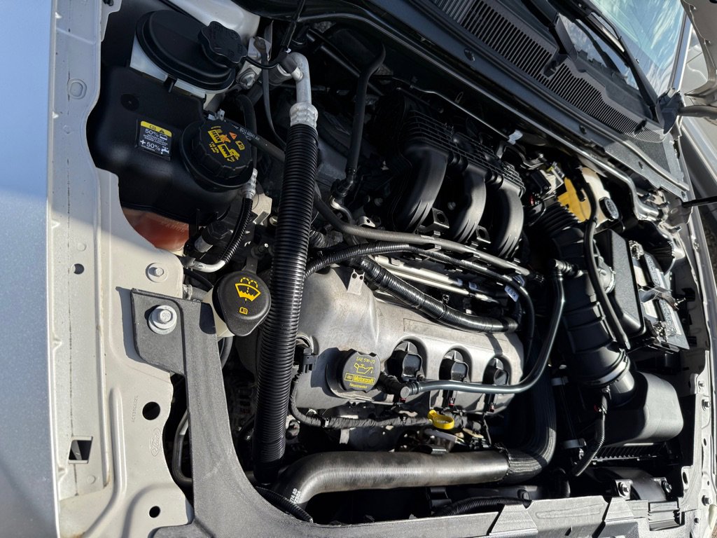 Used 2012 Ford Taurus SE image 36