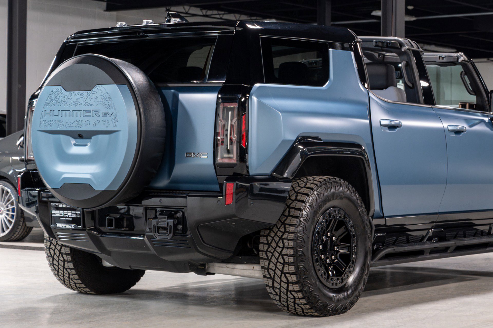 Used 2024 GMC Hummer EV 3X w/ Omega Edition image 17