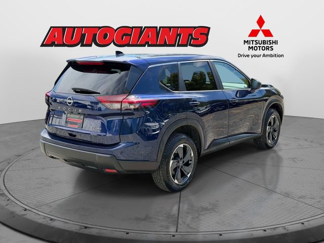 Used 2024 Nissan Rogue SV AWD/4WD image 4