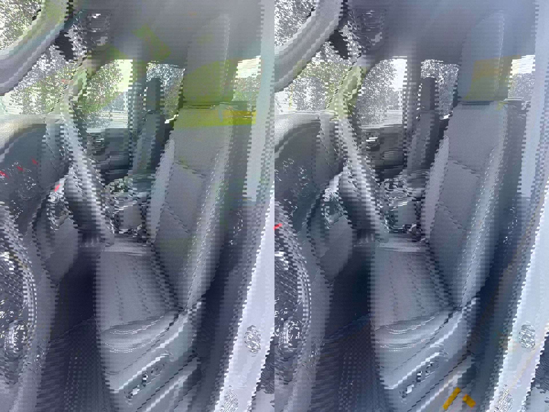 Used 2024 Chevrolet Silverado 1500 Custom Trail Boss image 11