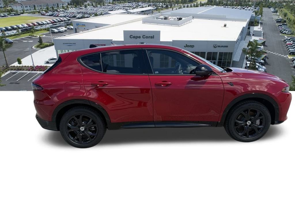 New 2025 Dodge Hornet R/T w/ Tech Pack image 4