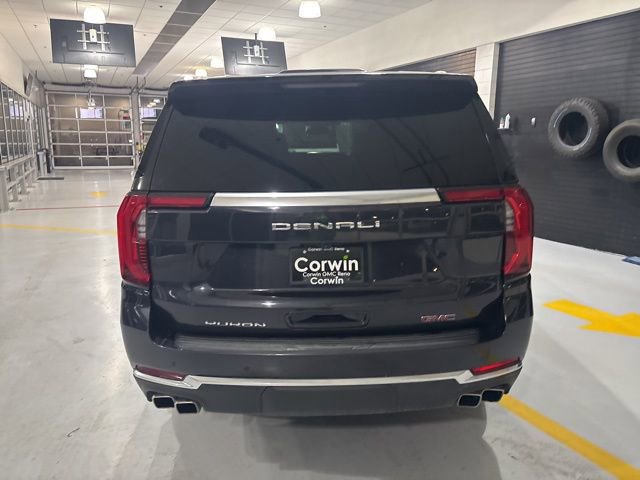 Used 2025 GMC Yukon XL Denali AWD/4WD image 8