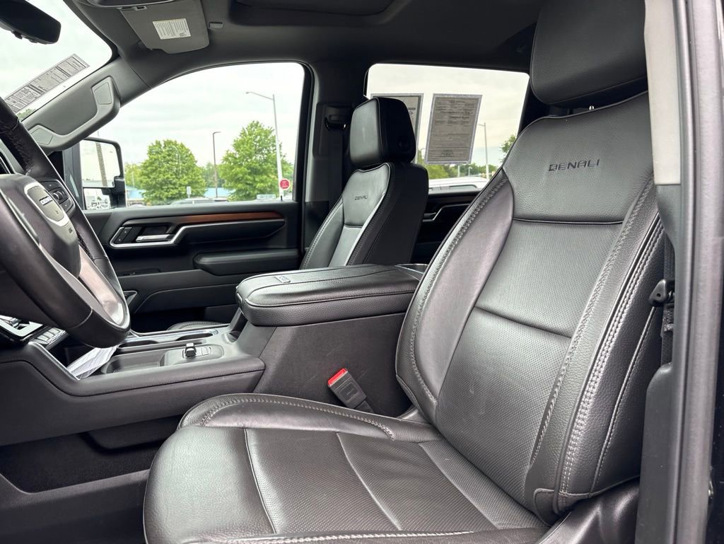 Used 2025 GMC Sierra 2500 Denali w/ Denali Reserve Package AWD/4WD image 15