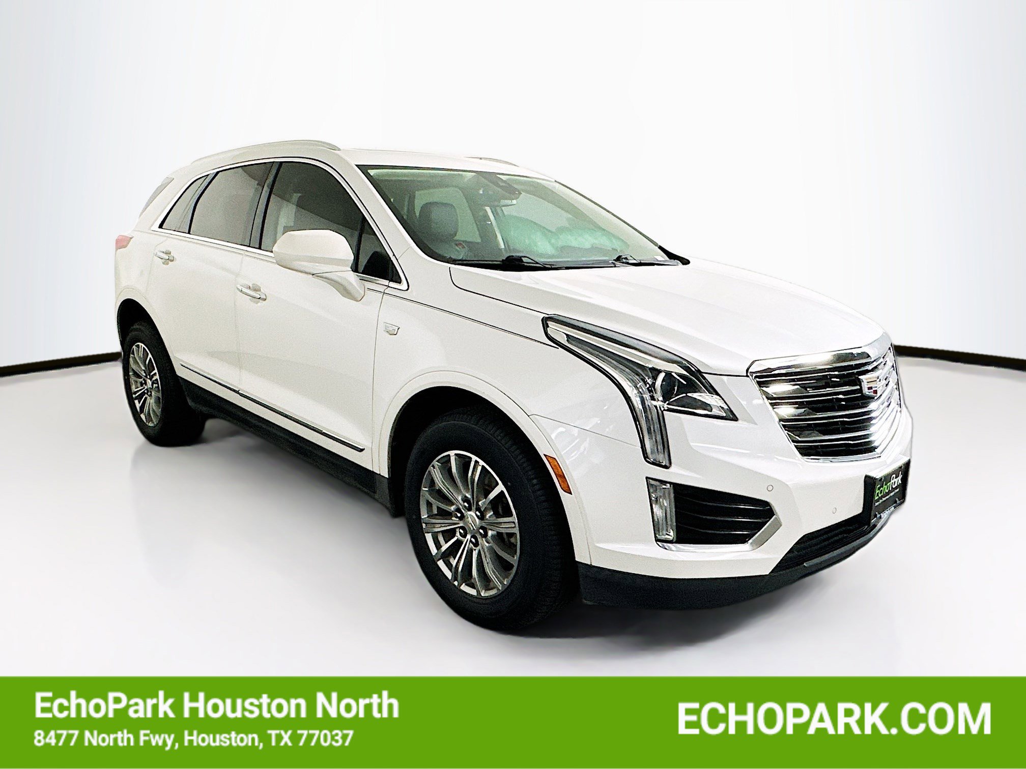 Used 2018 Cadillac XT5 Luxury w/ Driver Awareness Package FWD image 1