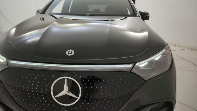 Used 2025 Mercedes-Benz EQE 350+ 4MATIC SUV w/ AMG Line Exterior Package image 24