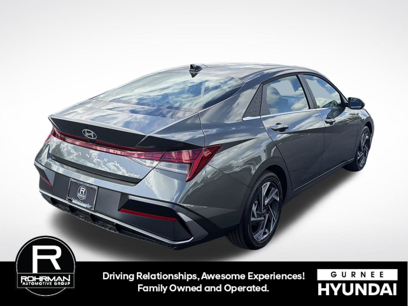 New 2026 Hyundai Elantra Limited FWD image 9