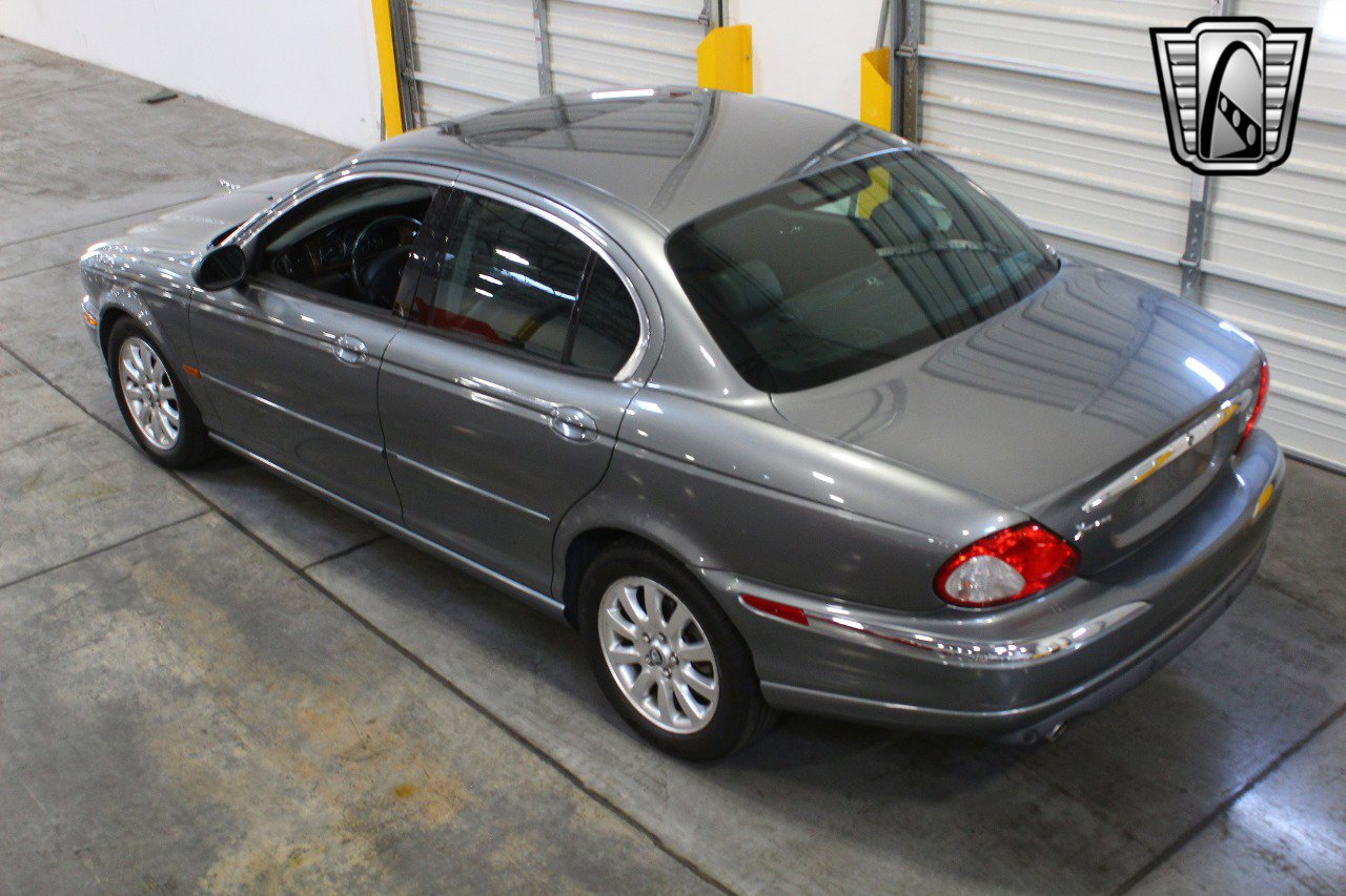 Used 2002 Jaguar X-TYPE 2.5 image 5