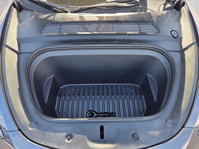Used 2023 Tesla Model Y Long Range image 22
