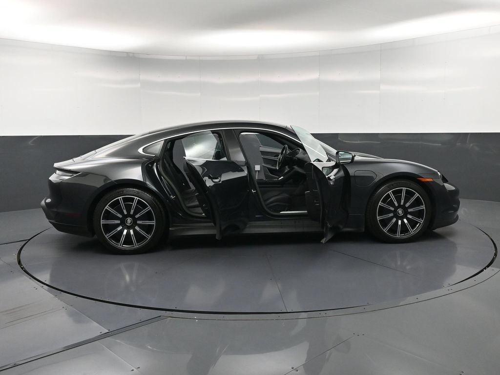 Certified 2023 Porsche Taycan 4S AWD/4WD image 35