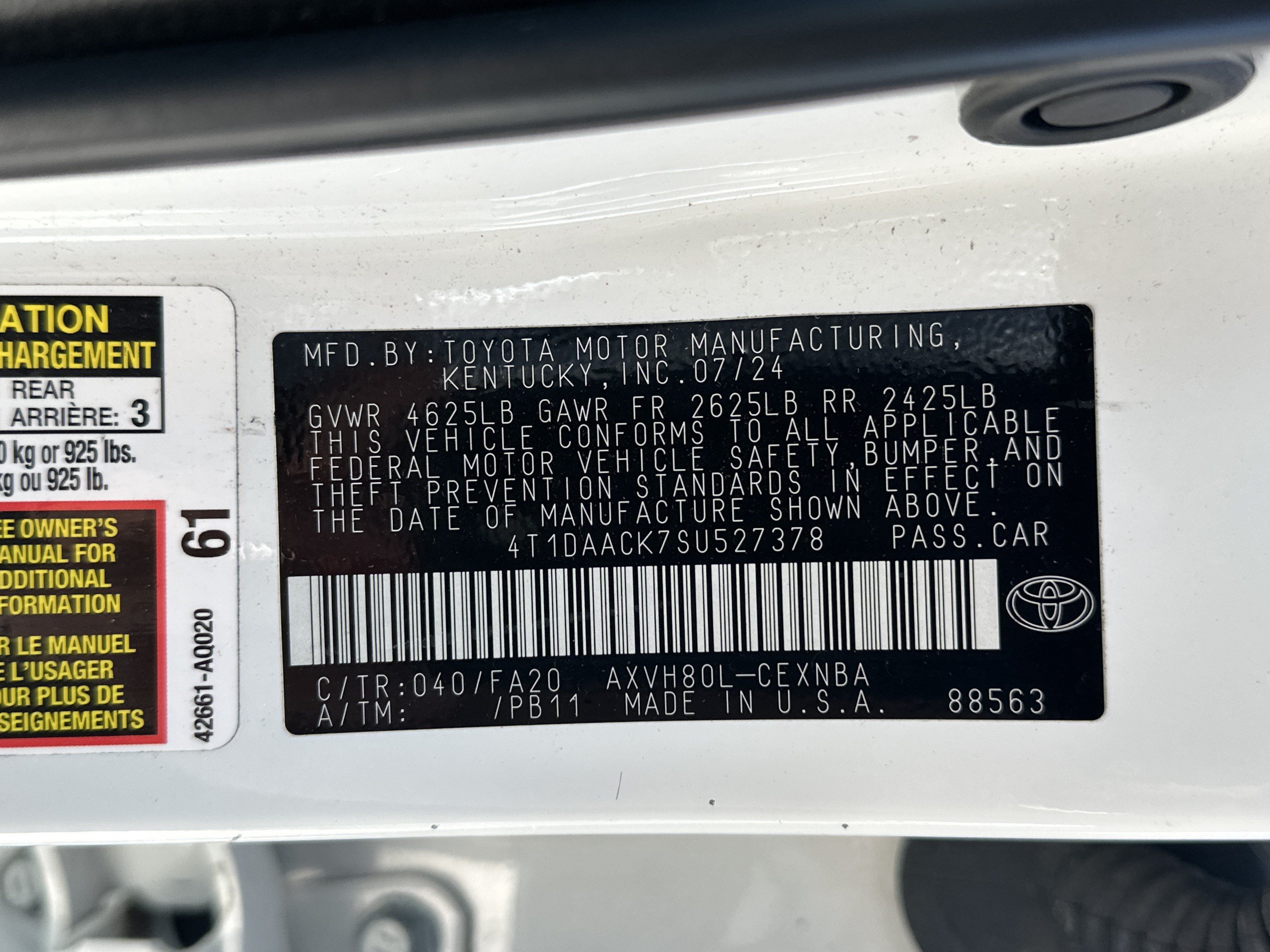 Used 2025 Toyota Camry LE FWD image 35