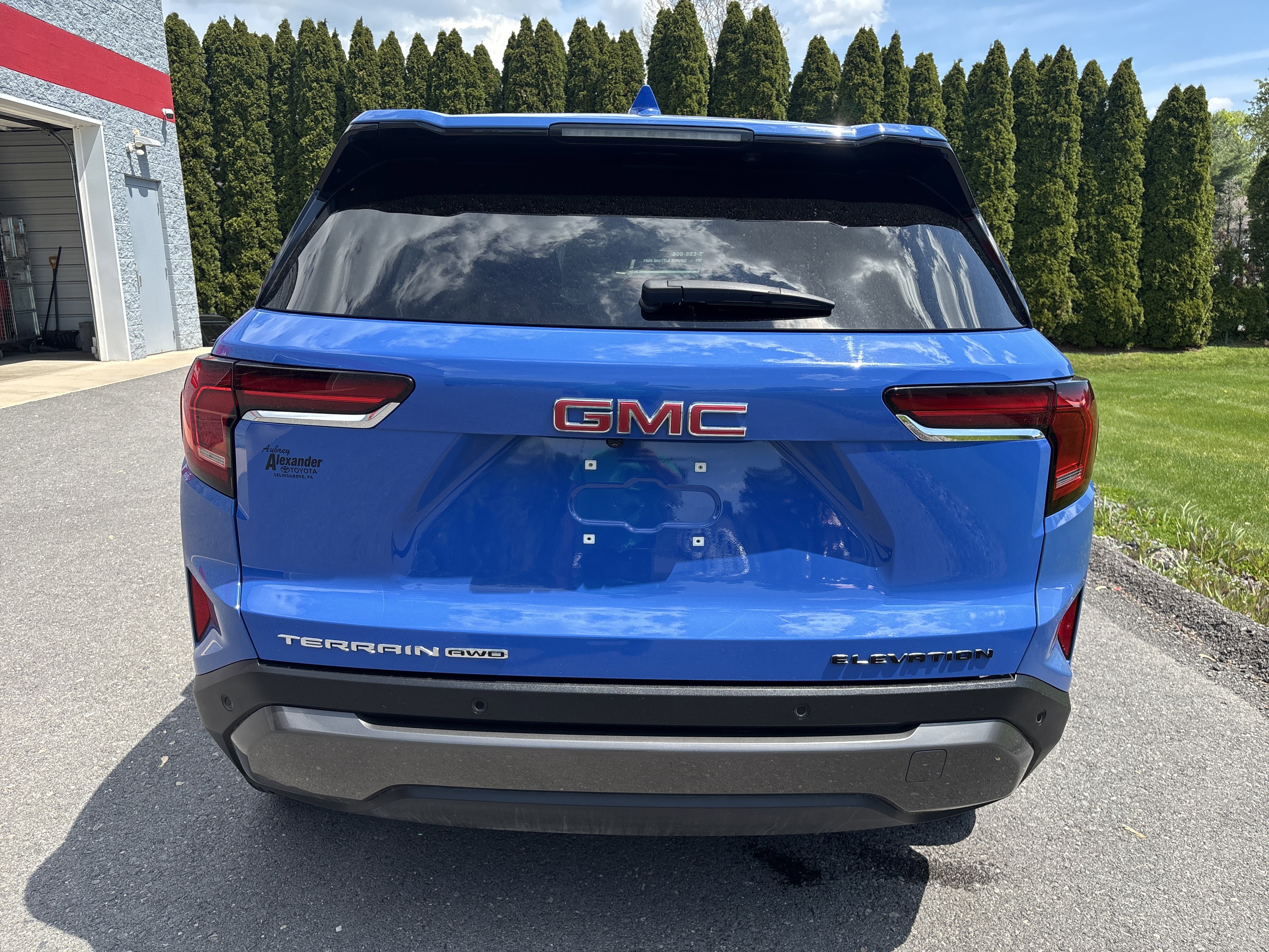 Used 2026 GMC Terrain Elevation AWD/4WD image 4